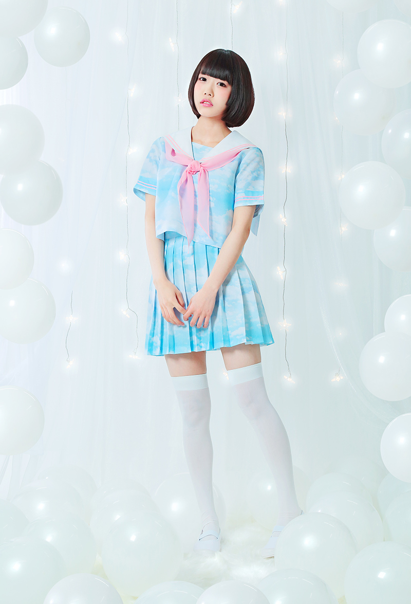 新商品】 天使のはねがかわいいセーラー服「ネオグラフィック天使